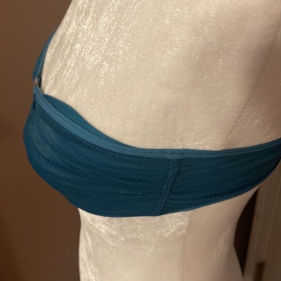 Out From Under Bralette  Urban Outfitters Bralette New Medium - Picture 2 of 6